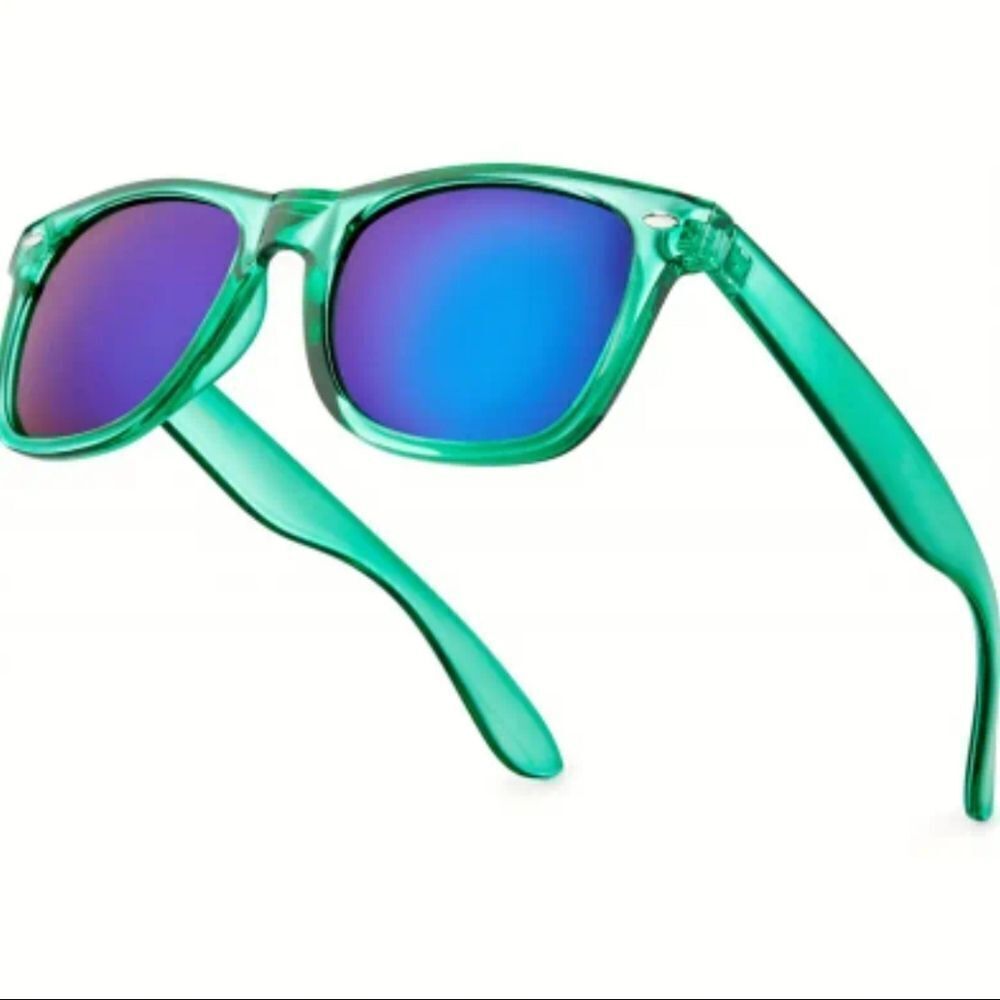 Unisex celeb style retro Translucent sunglasses